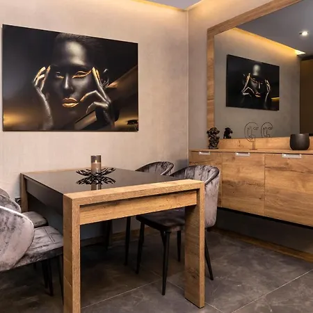 Soho House 아파트호텔 플로브디프